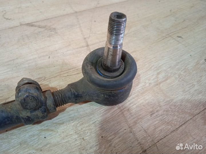 Тяга рулевая передняя Mercedes-Benz E-Class W124