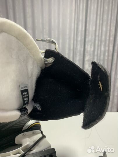 Хоккейные коньки Bauer lightspeed pro новые