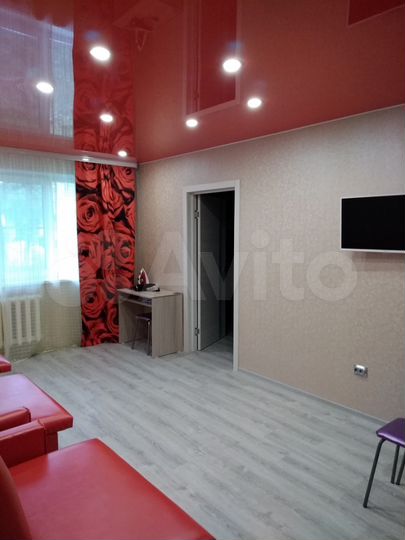 2-к. квартира, 56 м², 1/5 эт.