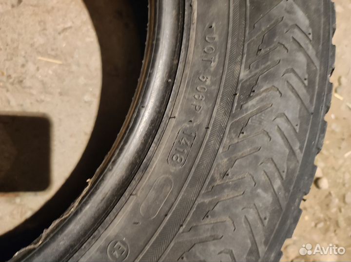 Nokian Tyres Hakkapeliitta 8 19.5/65 R15 95T