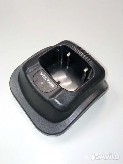 Зарядное устройство для радиостанций Vector Turbo