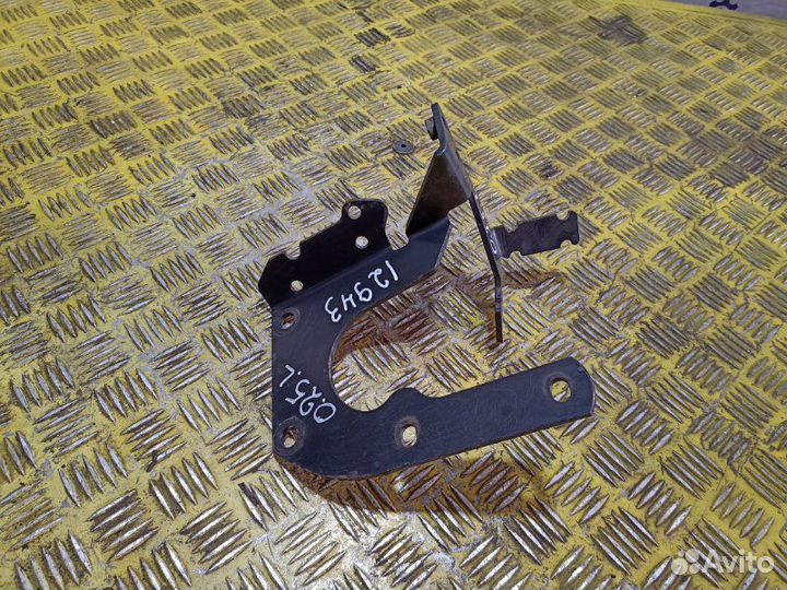 Кронштейн бачка гура Man Tga Tgs Tgx