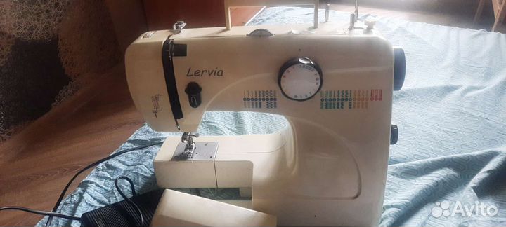 Швейная машина Lervia kh4000