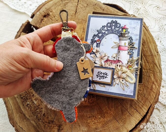 Брелок-обвес чайка, ковровая вышивка (punch needl)