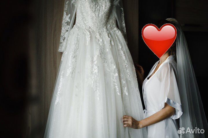 Свадебное платье