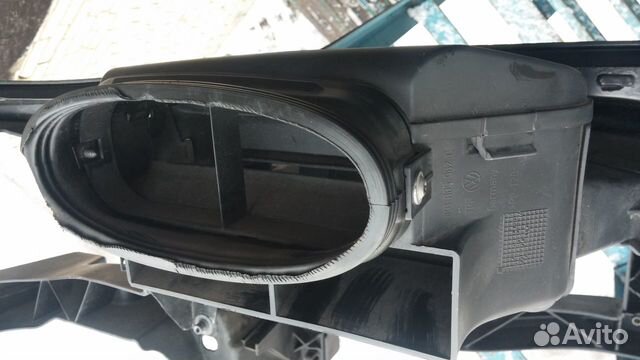 Volkswagen Passat B6 2005-10 воздуховод 1ko805962c