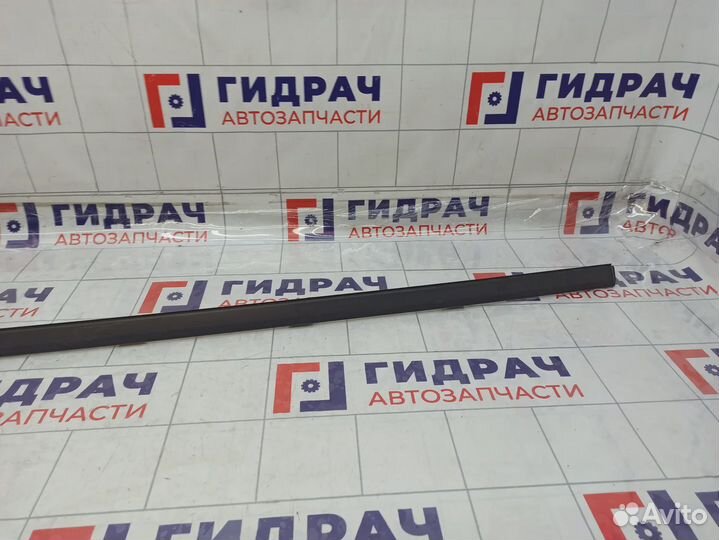 Молдинг крыши правый Renault Megane 3 738520086R