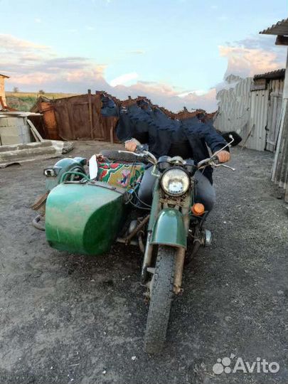 Мотоцыкл урал