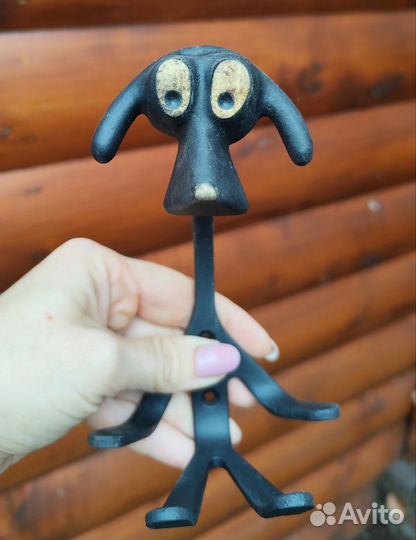 Вешалка собака