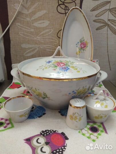 Столовый сервиз новый