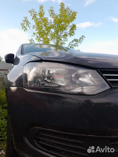 Фары поло седан оригинал