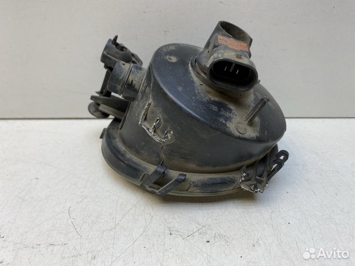 Фара противотуманная правая Bmw F30 F20 F34 F36