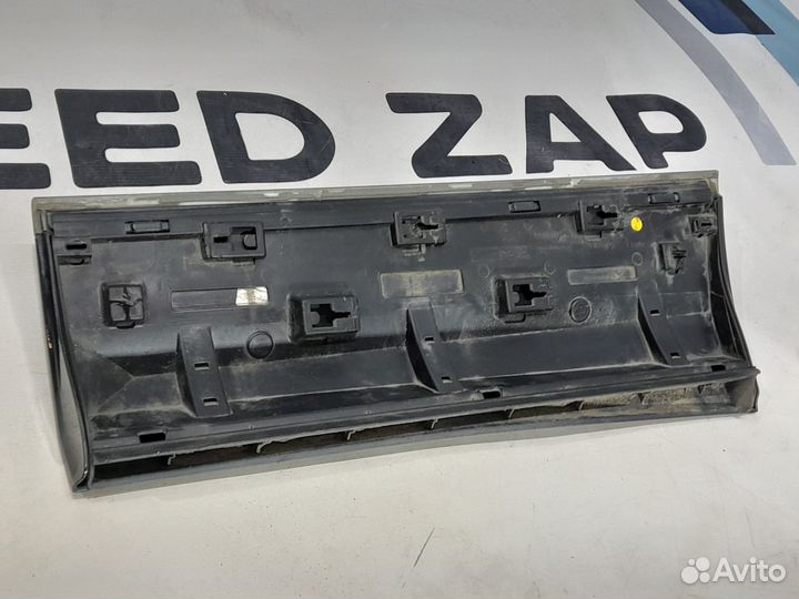 Накладка задней правой двери VW Tiguan 2 R-line