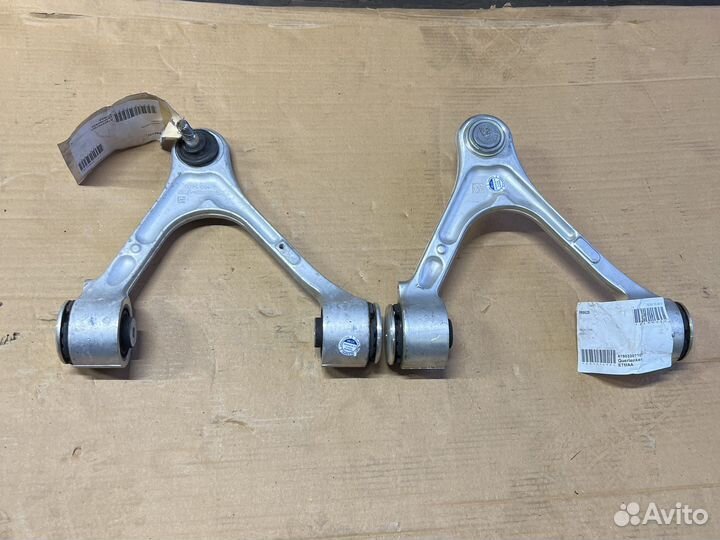 Рычаг подвески Mercedes Amg Gt C190 M178