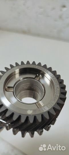 Шестерня промежуточного вала 06K103319A Audi