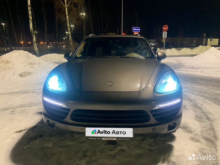 Porsche Cayenne 3.0 AT, 2011, 200 000 км