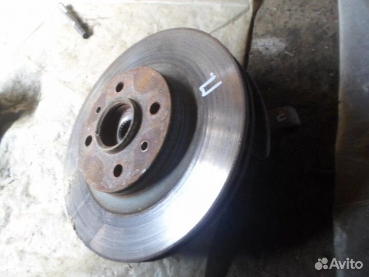 Кулак поворотный передний правый LADA Priora 2007