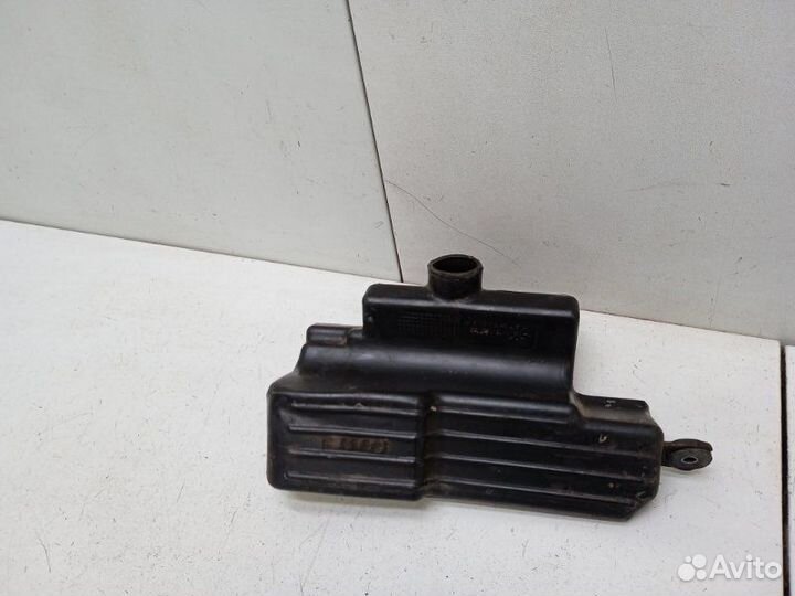 Резонатор воздушного фильтра Kia Sportage 1 2.0