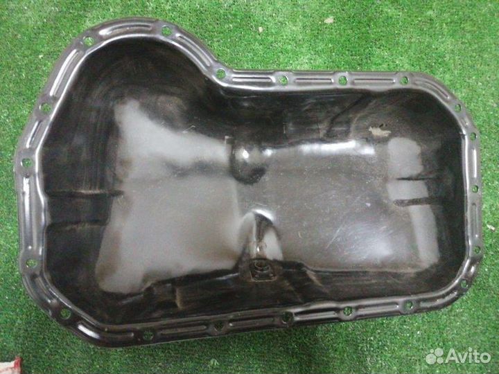 Поддон масляный двигателя Golf Jetta Caddy