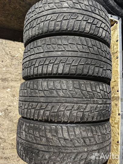 Kumho I'Zen KW22 225/55 R17 98L