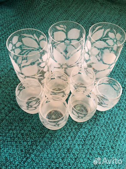 Хрустальная ваза, стаканы, стопки
