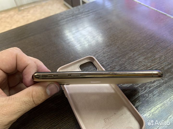 iPhone 11 pro 64gb