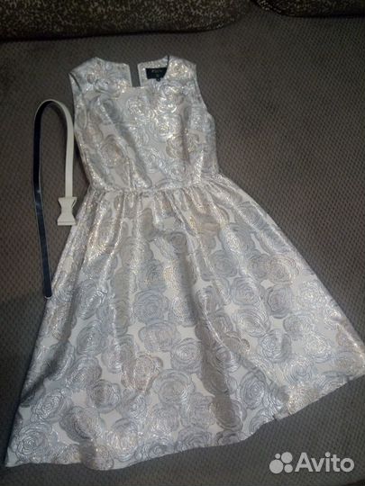 Продам платье