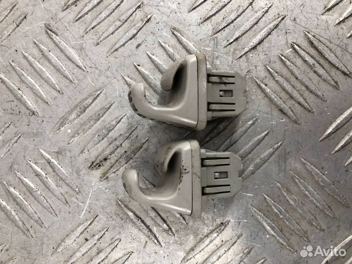 Кронштейн козырька солнцезащитного Тойота Королла