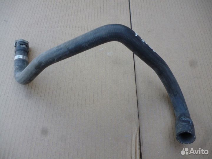 Форд Фокус 2 Патрубок отопителя (шланг печки)