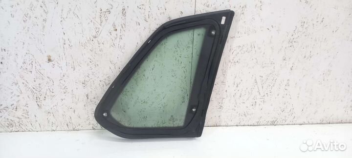 Форточка крыла задняя левая Volkswagen Tiguan 2