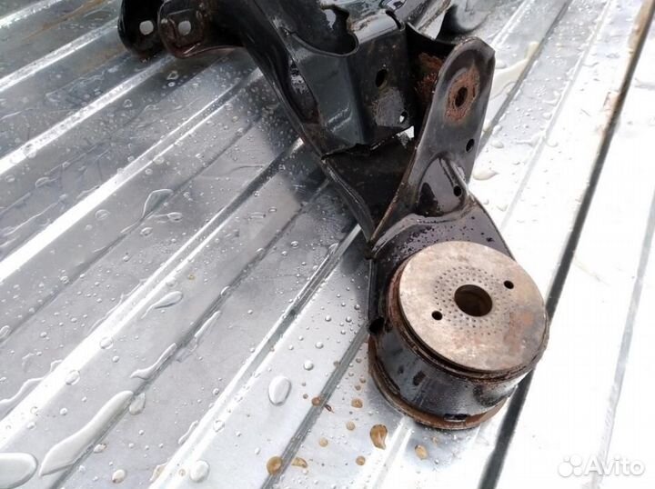 Балка задняя Audi Q7 2005 2015