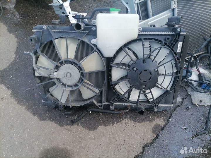 Радиатор охлаждения Suzuki SX4 YA11S YB11S YB41S