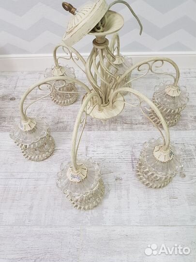 Люстра потолочная