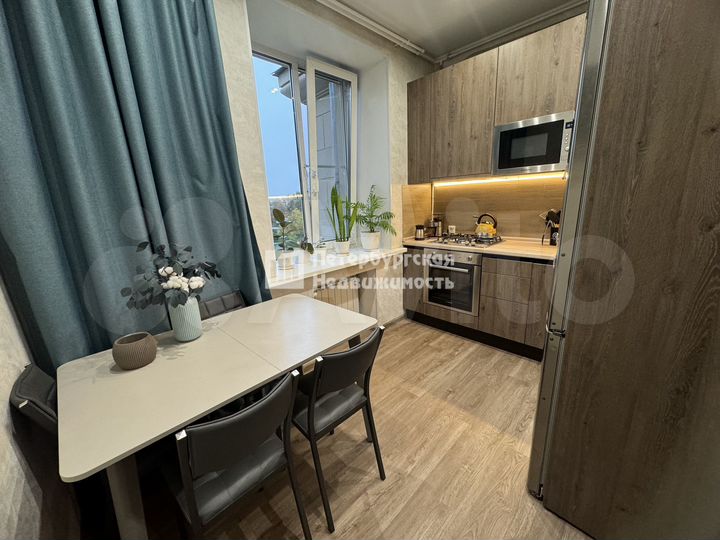 2-к. квартира, 49,4 м², 4/6 эт.