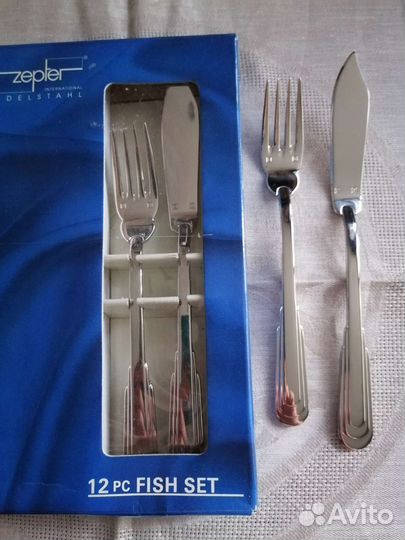 Набор столовых предметов для рыбы