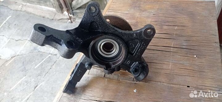 Поворотный кулак Chery Tiggo 3 2018г/вып.б/у