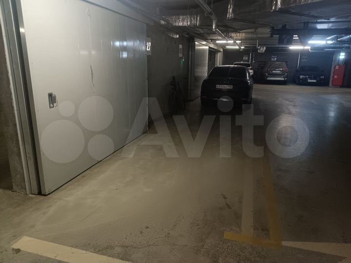 Машиноместо, 15 м²