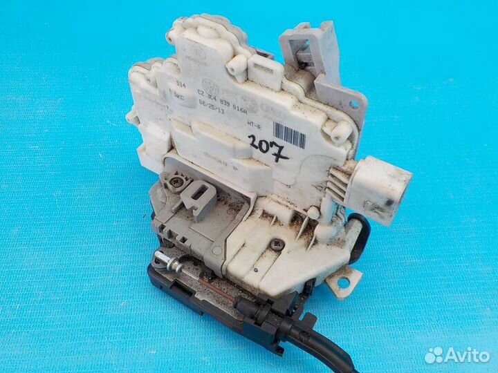 Замок двери задней правой volkswagen Passat B7 201