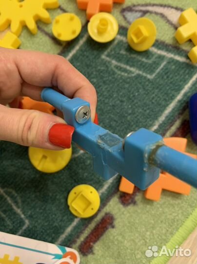 Конструктор пластиковый