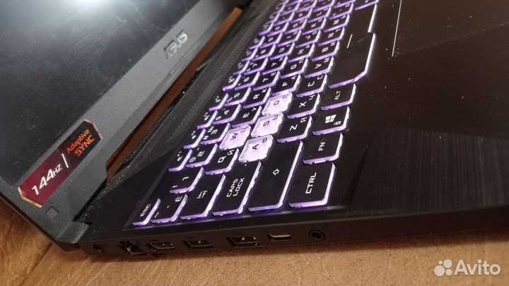Ноутбук asus