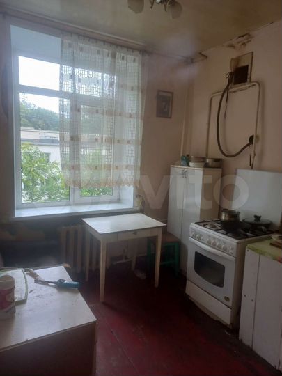 Комната 18 м² в 3-к., 2/2 эт.