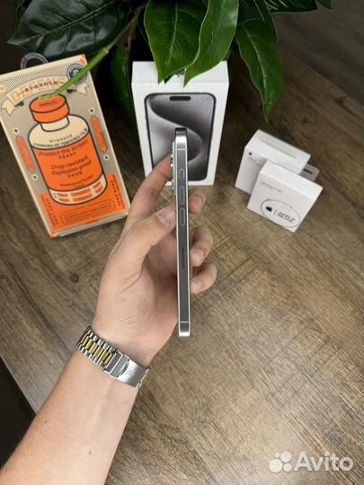 iPhone 15 Pro, 256 ГБ