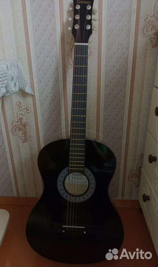 Акустическая гитара