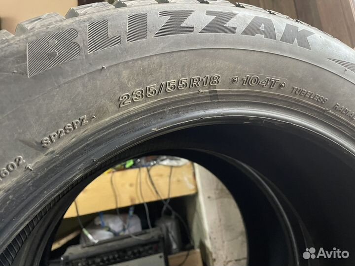 Bridgestone Blizzak Spike-02 SUV 235/55 R18 104T