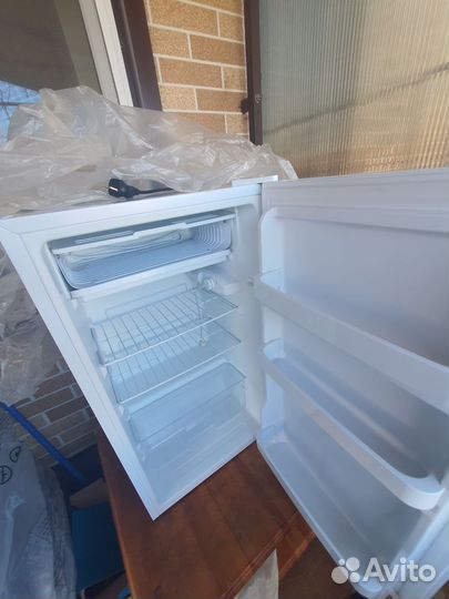 Холодильник dexp маленький