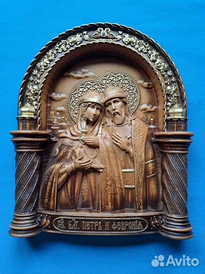 Резные иконы из дерева