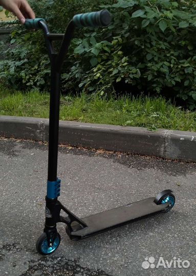 Трюковой самокат Cosmo Ride Glider