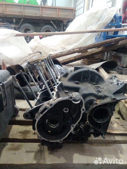 Двигатель в разборе от honda SB 400