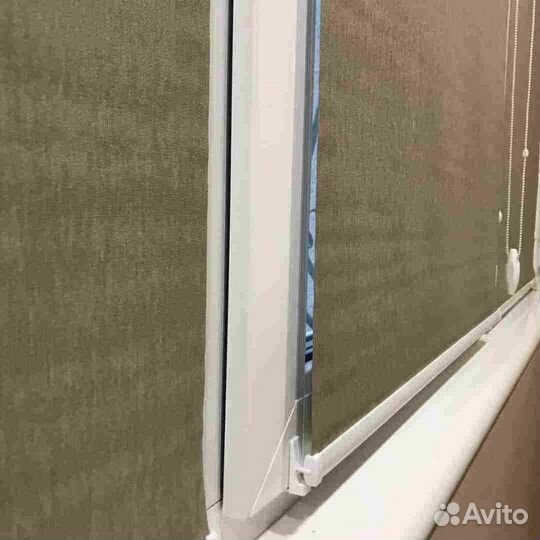 Рулонные шторы день-ночь