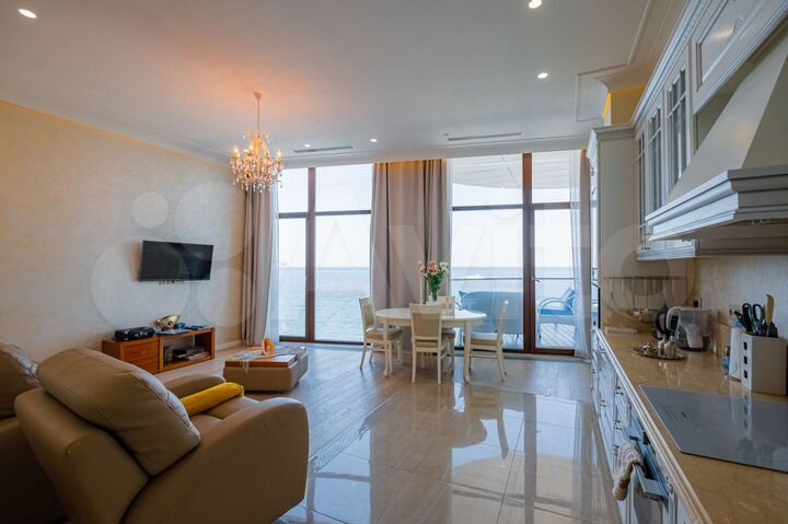 3-к. квартира, 89 м², 2/10 эт.